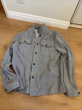 SHEIN Men's Light Gray Button-Front Shacket Jacket